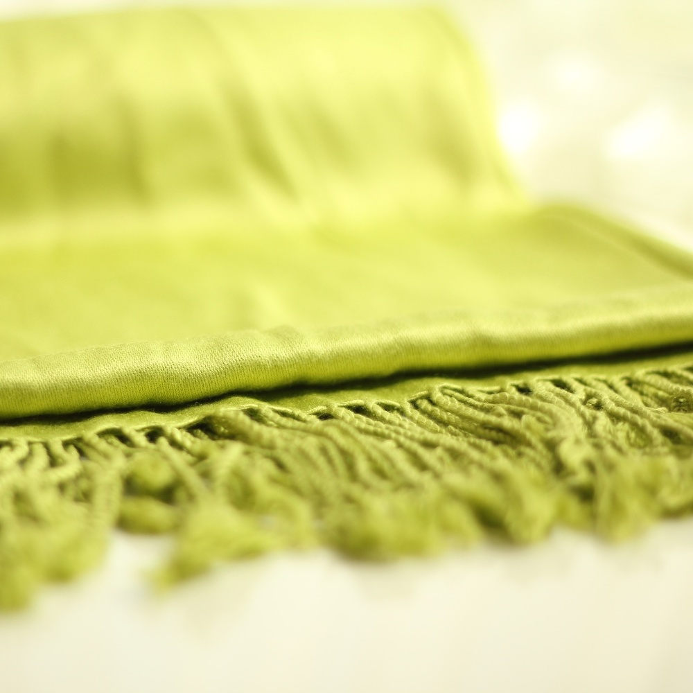 NWT Flora Green Pashmina Women's Scarf /Wrap/Shawl - Picture 6 of 8